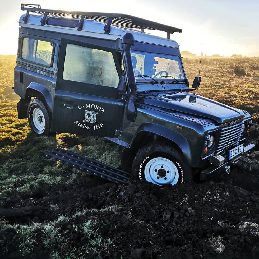 sortie de route defender