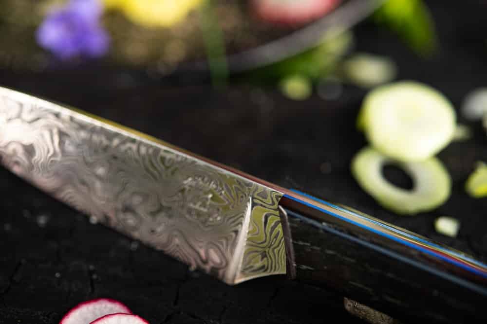 Forge damascus steel: The art of damascus knife making