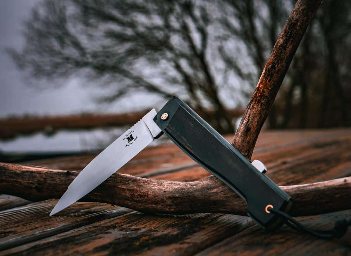 Couteau pour gaucher : la réalité du marché 2 Julien GUIBERT